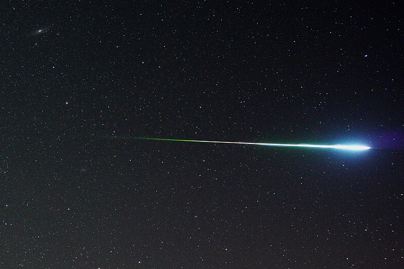 Un bolide dello sciame meteorico delle Perseidi.